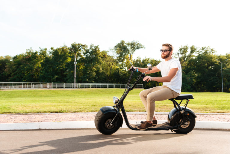 Can Electric Bikes Run Without Pedaling