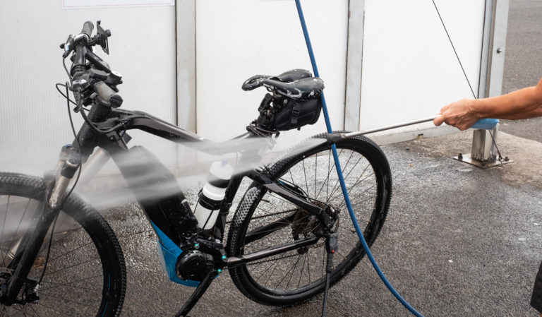 Are Electric Bike Waterproof